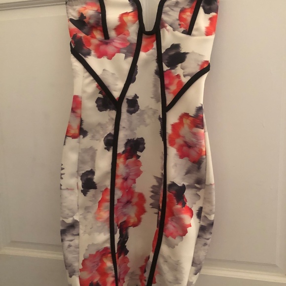 NWT | Strapless Bodycon Floral Minidress | Small - Picture 2 of 4